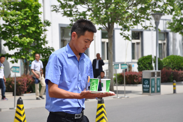 1526009814907239.jpg 劉.jpg